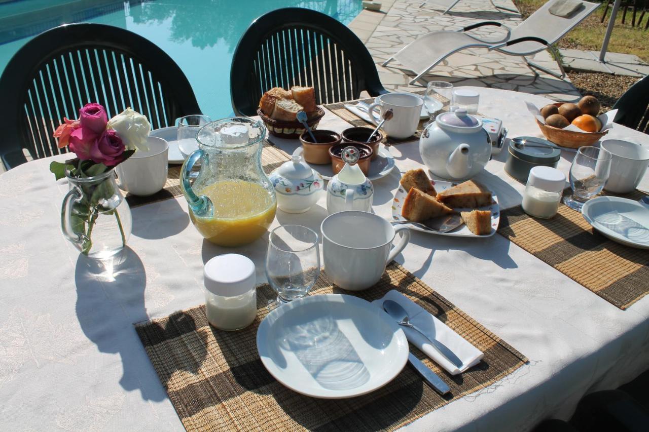 Bed and Breakfast La Maison De Jenny Сен-Бонне-де-Монтору Екстер'єр фото
